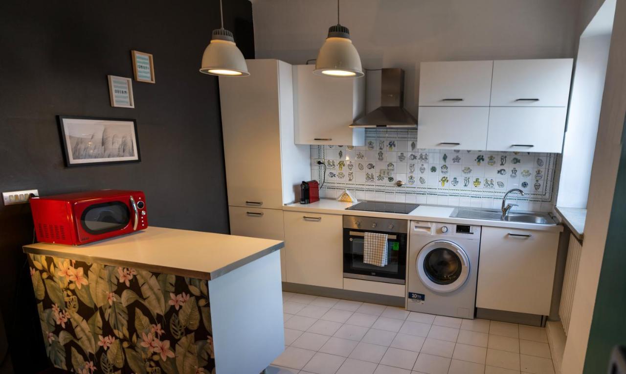 Centro Storico-Dimora Con Terrazza- Wi-Fi E Ac Apartment Asti Bagian luar foto