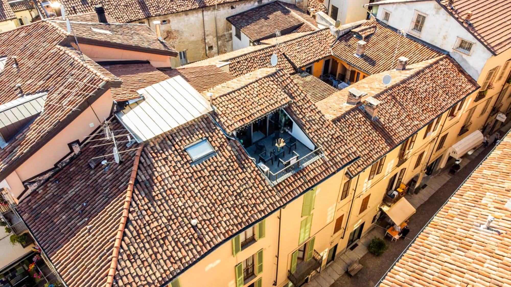 Centro Storico-Dimora Con Terrazza- Wi-Fi E Ac Apartment Asti Bagian luar foto